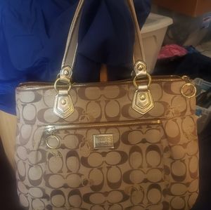 Coach G1120-18711 Poppy Zipper Shoulder Bag